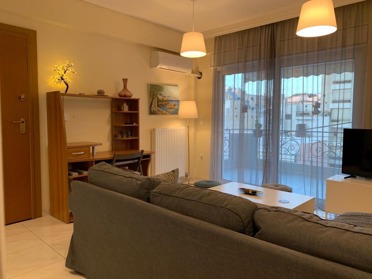 New Luxury Apartment In Central Suburb Of Афины Экстерьер фото