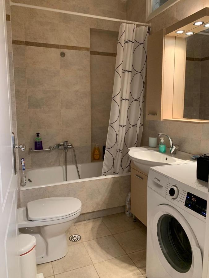 New Luxury Apartment In Central Suburb Of Афины Экстерьер фото